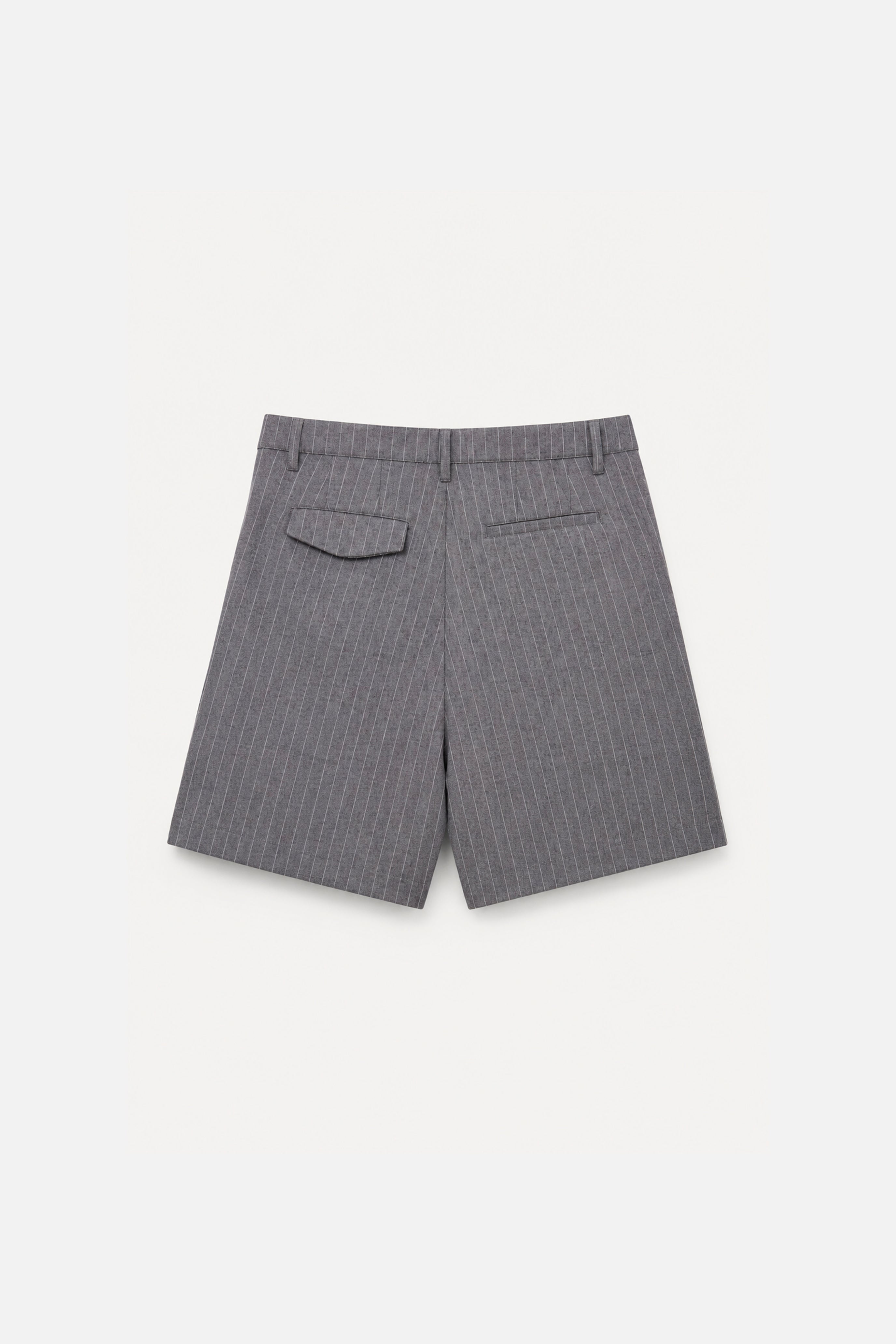 Bermuda “Pinstripe Tailored” – Grey