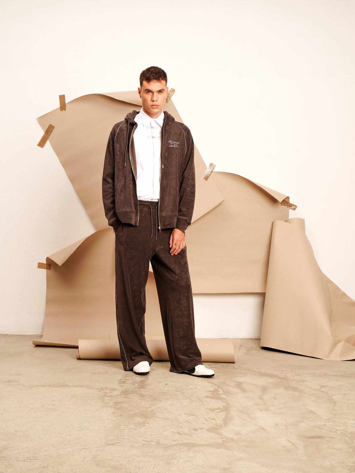 Tuta Velour con ricami Brown