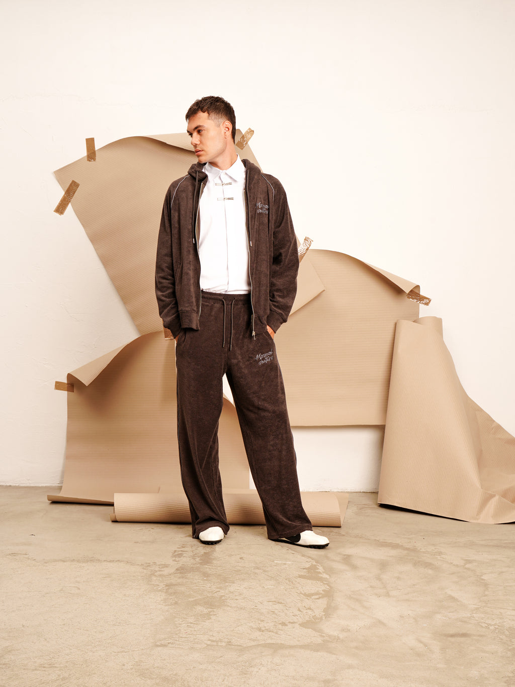 Tuta Velour con ricami Brown