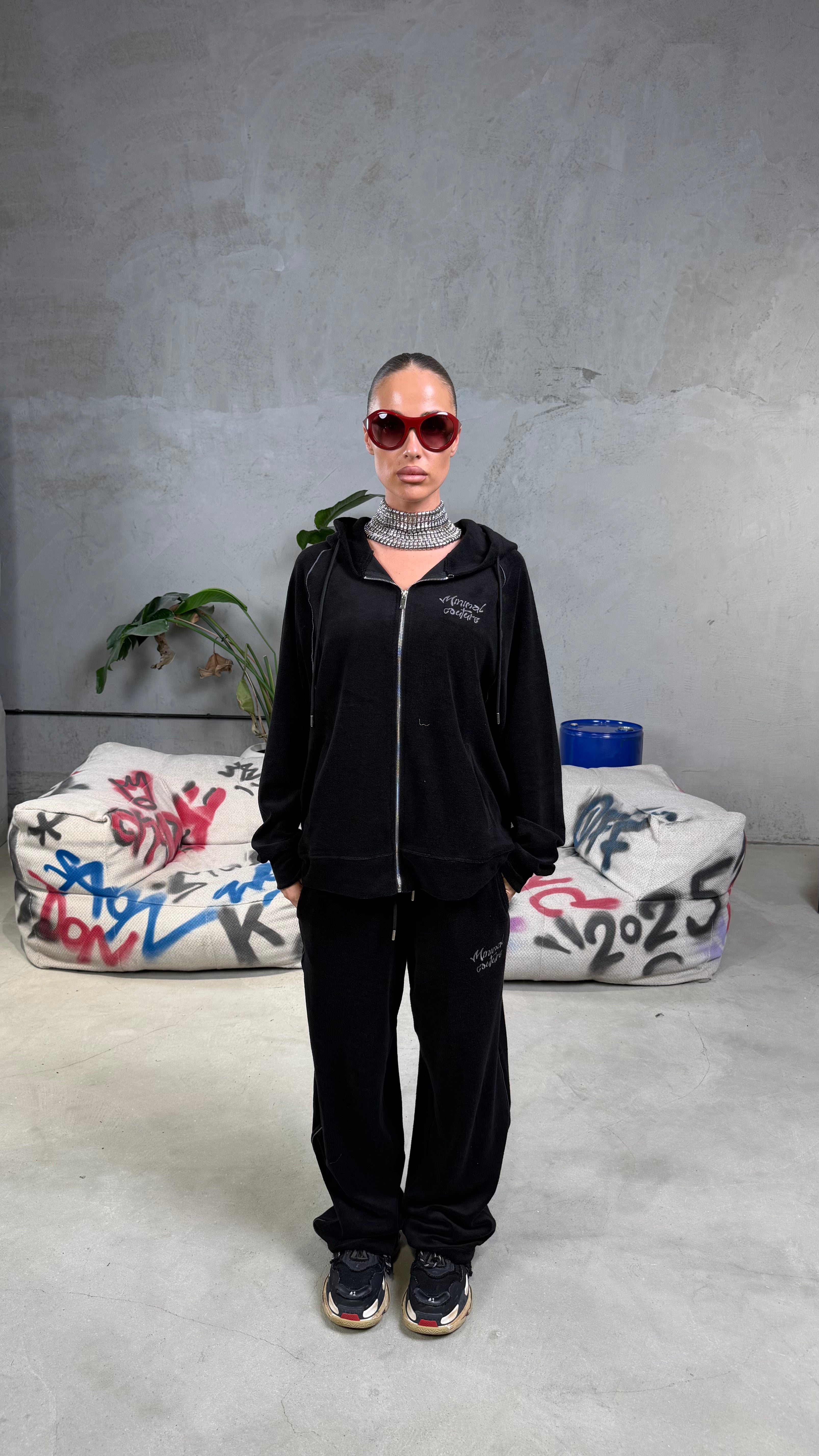 Tuta Velour con ricami Black