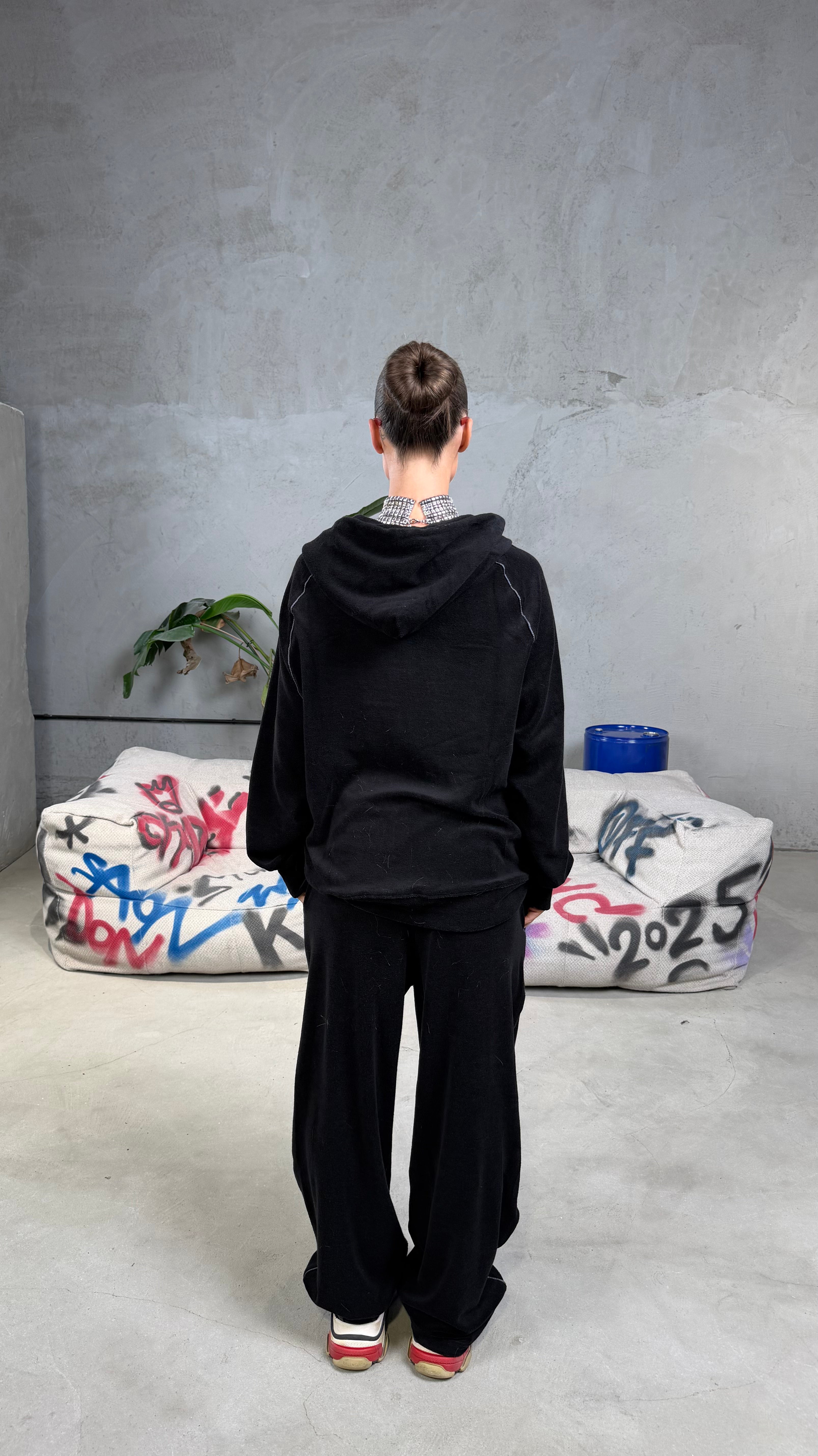 Tuta Velour con ricami Black