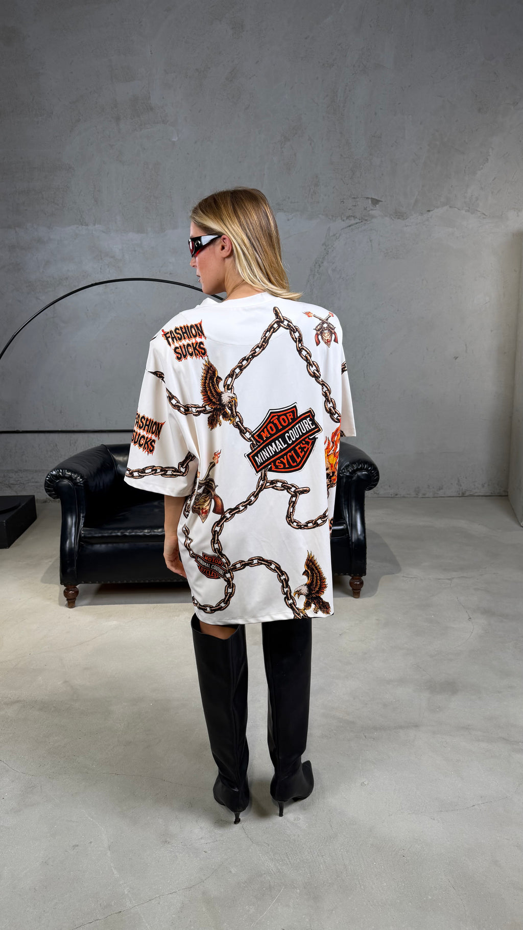 T-shirt Over spalline Minimal chain