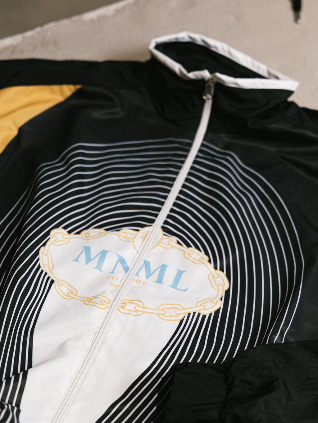 Set tuta con t-shirt