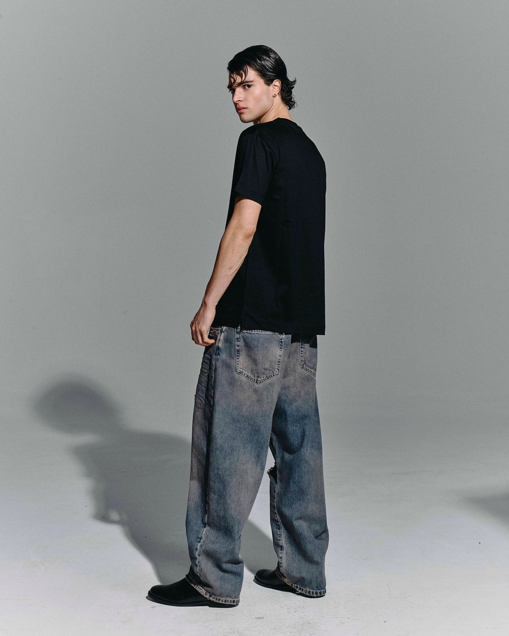 T-Shirt “Essential” – Black