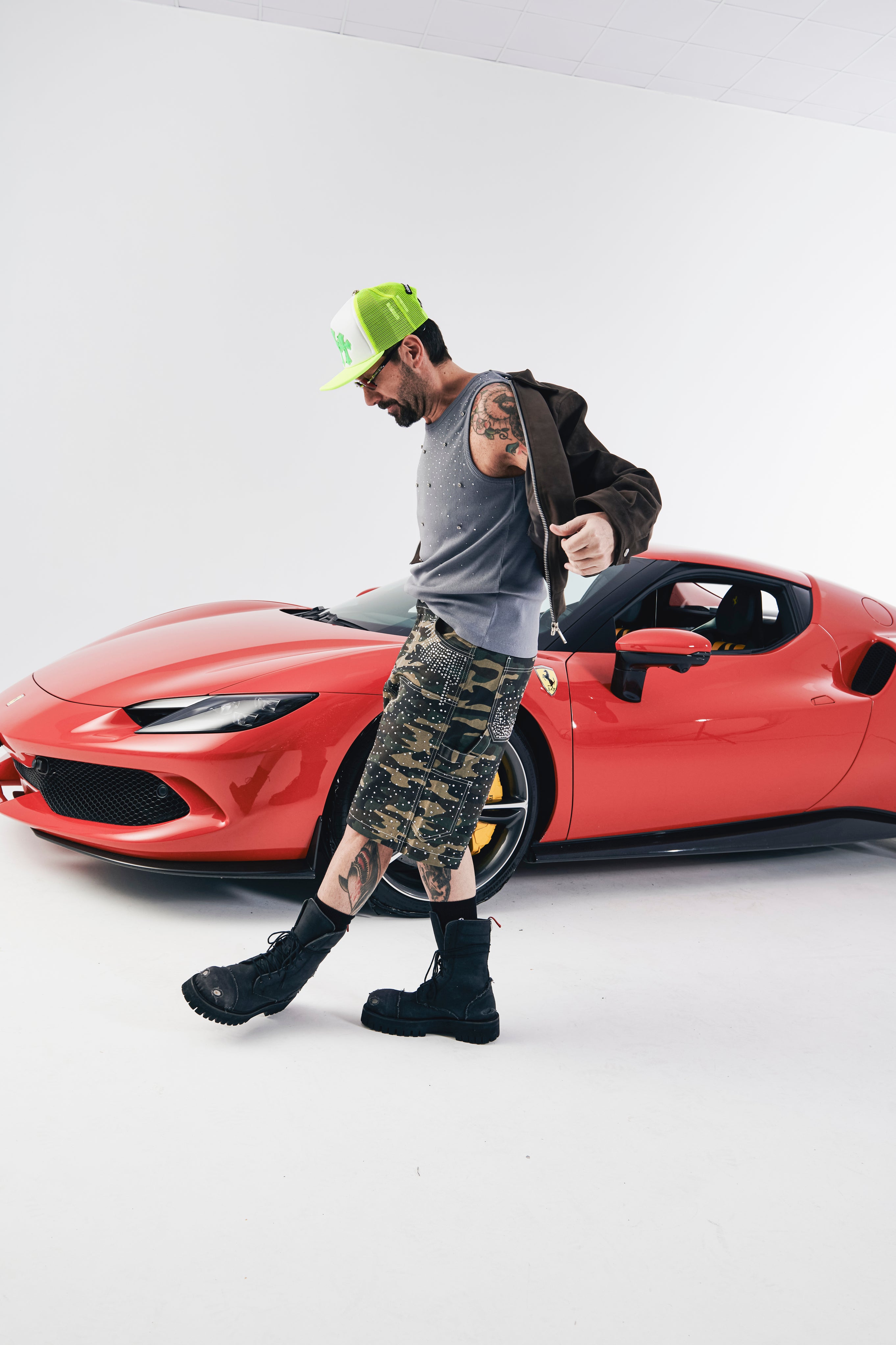 Suede Zipped Jacket Brown